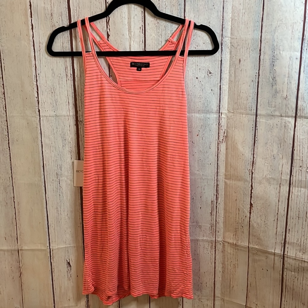 Beyond yoga crossover back tank EUC